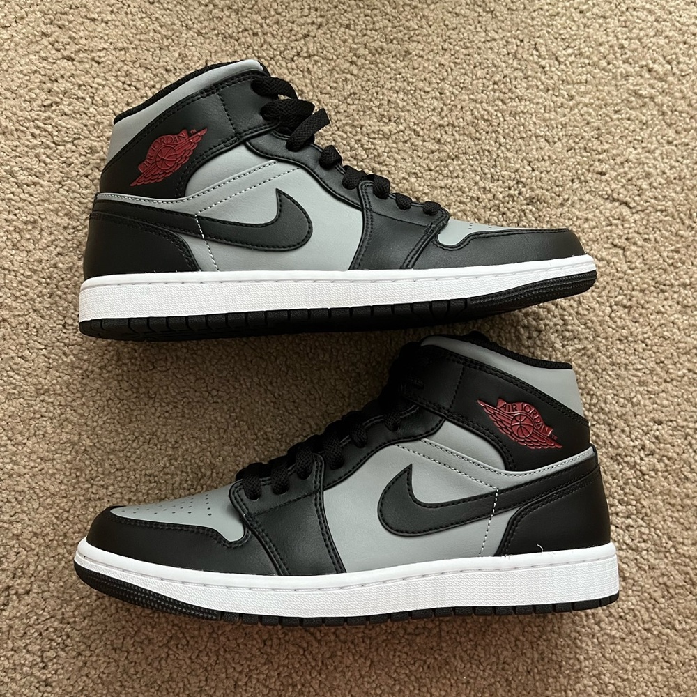 jordan 1 mid